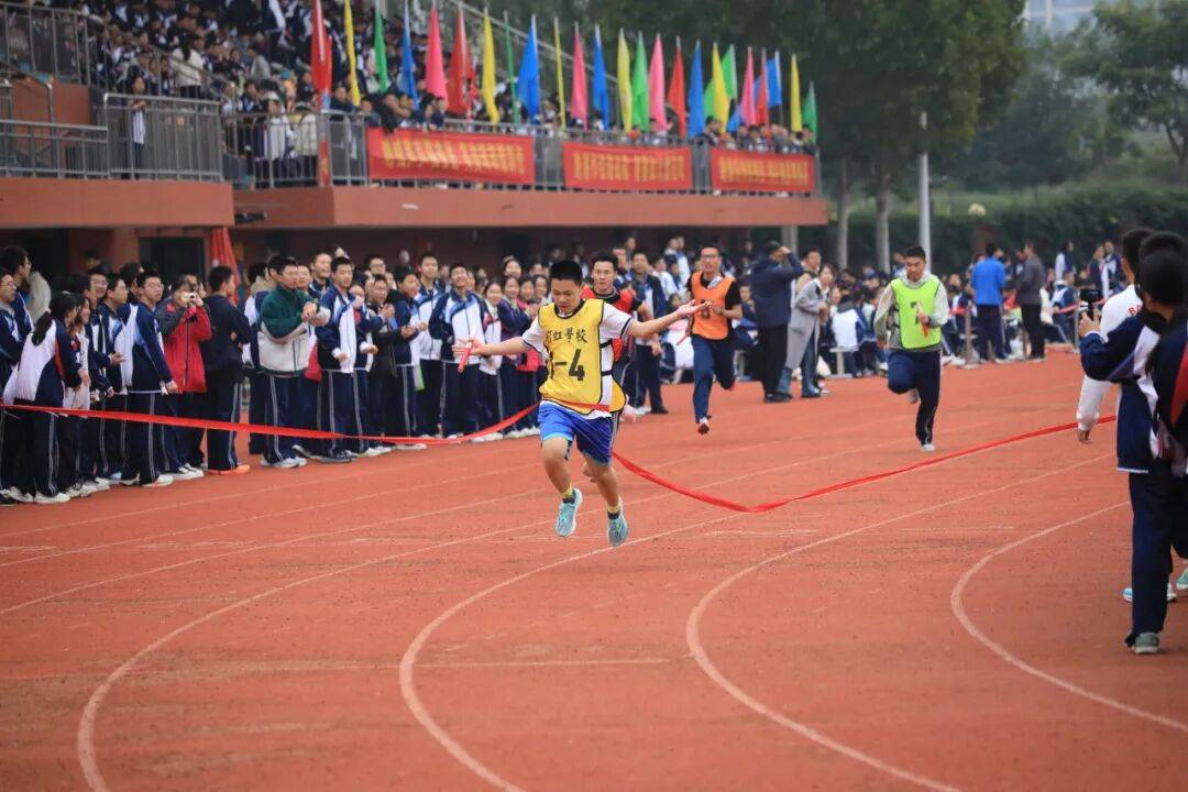 集团旗下